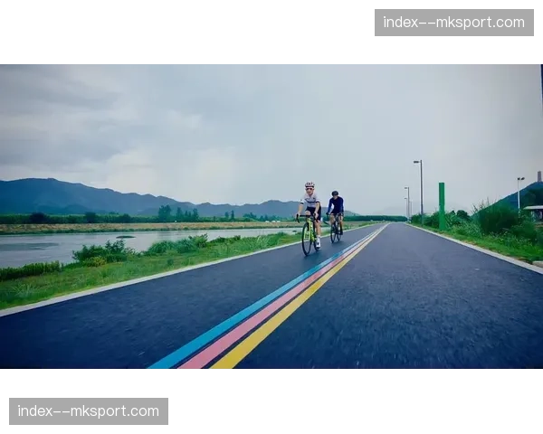 荷兰“自行车高速公路”网络延伸至1000公里,连接主要城市 荷兰“自行车高速公路”网络延伸至1000公里,连接主要城市