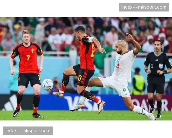 里尔主场0-0闷平尼斯，争三关键战双方互交白卷