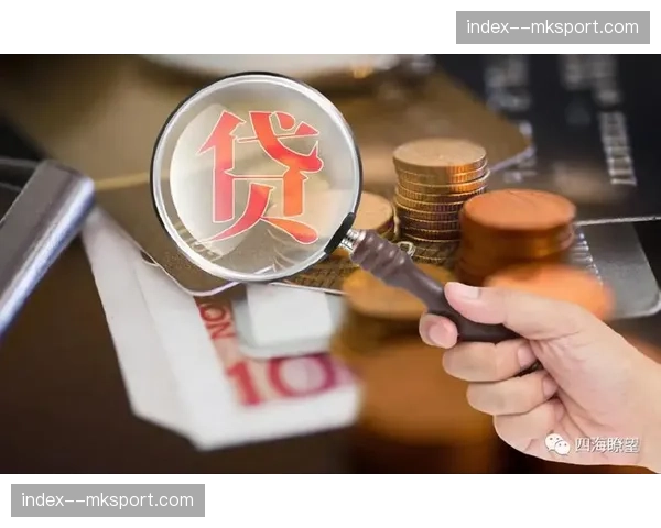 谢晖与南基一激烈争论，第四官员上前调解